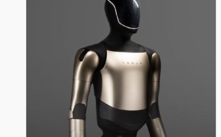 特斯拉 TeslaAI 官方微博发布首条视频：人形机器人卖爆米花，还可与顾客合影互动