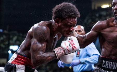 Errol Spence Jr in talks with former undisputed champion over first fight since Terence Crawford loss