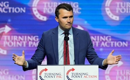 Sports world reacts to Charlie Kirk shooting death: 'Prayers for his family'