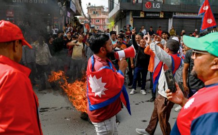 尼泊尔军方关闭街道以平息骚乱