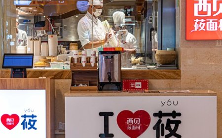 罗永浩吐槽西贝预制菜，客服回应：不存在预制