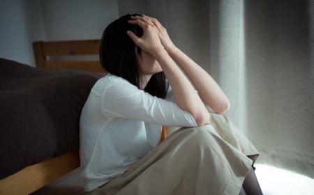 苦戀高中同學「只被當砲友」她激戰完告白被拒　揮刀刺頸險奪命