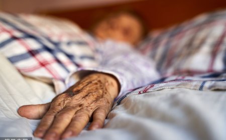 他失眠困擾10年「用藥仍半夜2點驚醒」　中醫2招助入睡