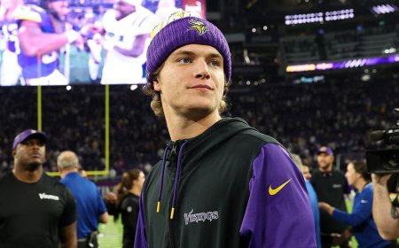 Vikings' JJ McCarthy expected to be out 2-4 weeks with high-ankle sprain: report