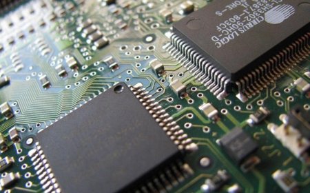 晶片關稅或許突破25%？川普估半導體和藥品關稅可能更高