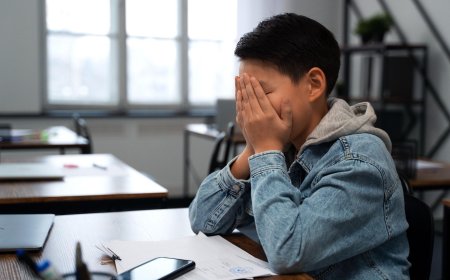 少子化、自殺率上升...「兒少家庭部」卡關12年》專家籲：正視國安危機