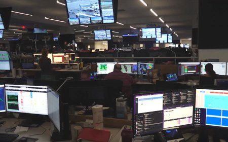 Inside United Airlines’ nerve center: How thousands of flights stay on track every day