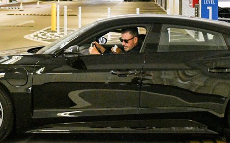 Jimmy Kimmel Seen for 1st Time Since Late Night Show Suspension