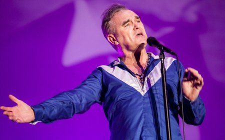 Morrissey cancels weekend shows after receiving 'credible threat' on his life during world tour