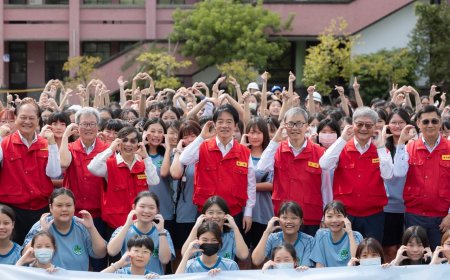 蘭陽女中學生發與總統合照卻遭小草出征　他批白營撕裂社會