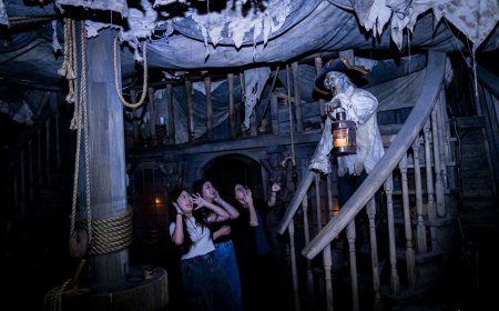 義大世界迎萬聖月！「5D鬼船」驚嚇升級　AI換臉秒變鬼片主角　