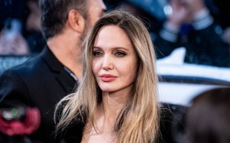 Angelina Jolie criticizes America in free speech plea