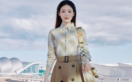 舒華飛倫敦太美！穿Burberry格紋機場造型好甜　萬元泰迪熊掛飾搶鏡