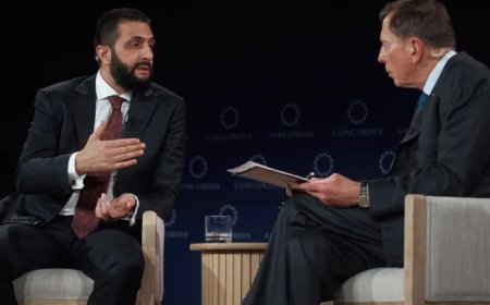 “昔日对手向总统致意”：沙拉与彼得雷乌斯的会面引发社交媒体热议