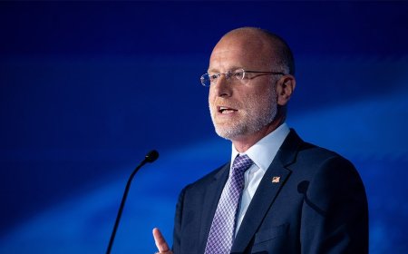 California Democrat calls for breaking up Sinclair Broadcast Group, drawing rebuke from FCC chair