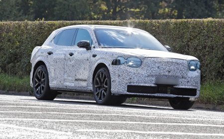 宾利首款电动汽车现身：定位低于添越，号称全球首款真豪华都市 SUV