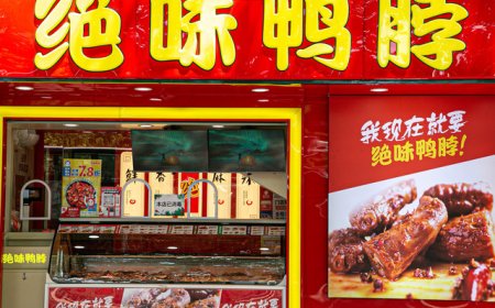 “鸭脖大王”再次跌停，前一日股票变更为ST绝味