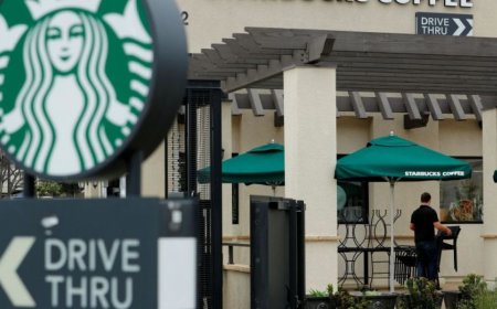 星巴克计划关闭434家门店并裁减数百名美国和加拿大员工