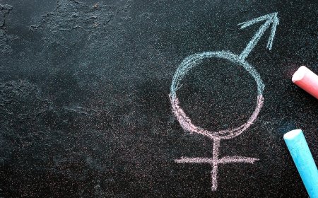 Woman disrobes at California school board meeting in protest of locker room policies