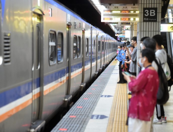 國慶連假火車票將開賣「台鐵加開104班」 這天記得搶