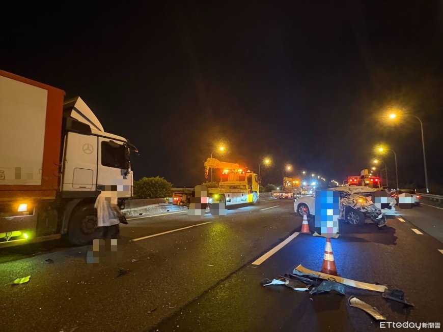 聯結車國1深夜疲勞駕駛「還走內側」　連撞3小車碎片噴滿地