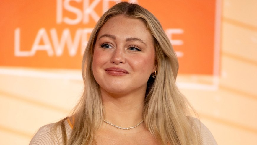 Model Iskra Lawrence Claims She Was ‘Paid a Lot Less’ Because of Her Body