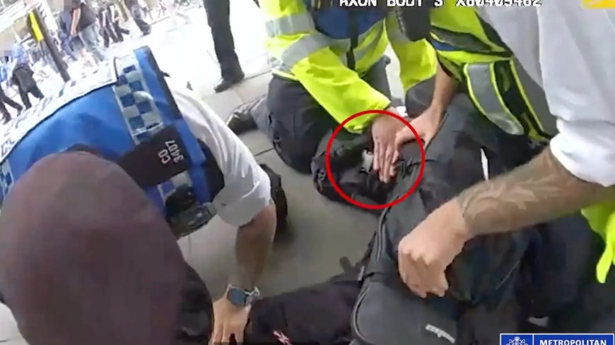 Watch moment police tackled teen suspected of carrying imitation firearm after Chelsea vs Fulham