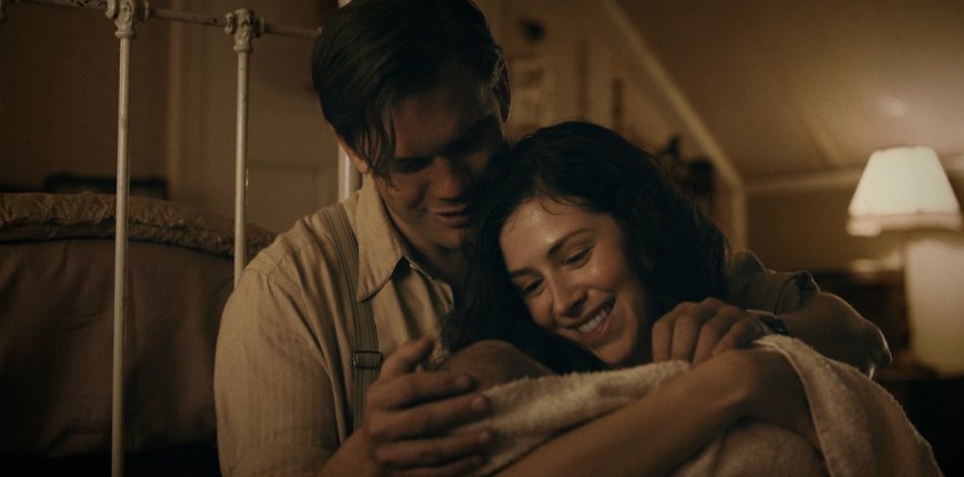 ‘Outlander: Blood of My Blood’ Stars React to Traumatic Triple-Childbirth Episode: ‘I Was Absolutely Exhausted, Fighting for My Life!’
