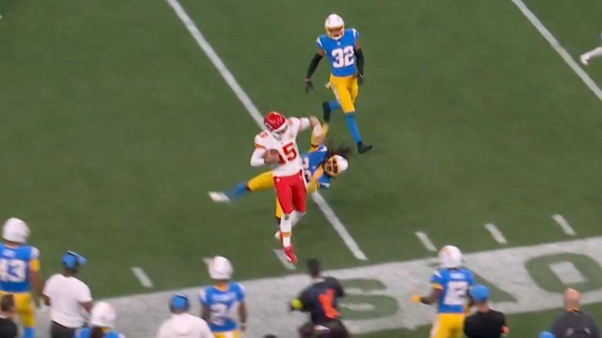 Dave Portnoy blasts Patrick Mahomes ‘cheap shot’ as NFL fans fury over quarterback’s special treatment returns