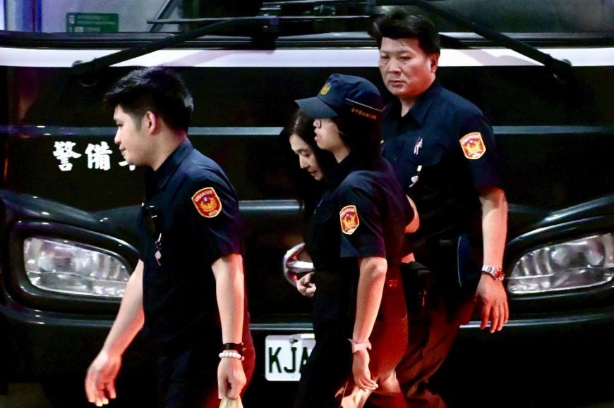 柯文哲交保徐巧芯秒發聲 網問:怎不提應曉薇?