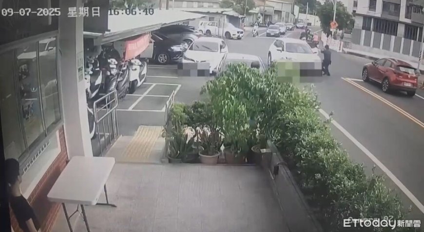 警局門口碰撞攔車！囂張白車拒檢撞警挨轟1槍逃逸　2男1女被逮