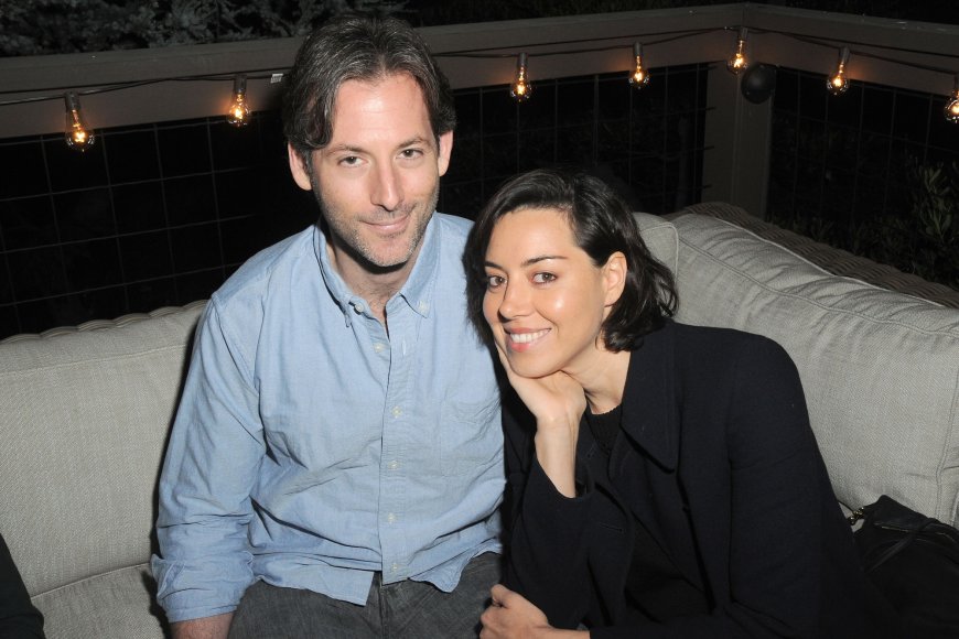 Aubrey Plaza Lists Los Feliz Oaks Home for $6.5M After Husband's Death