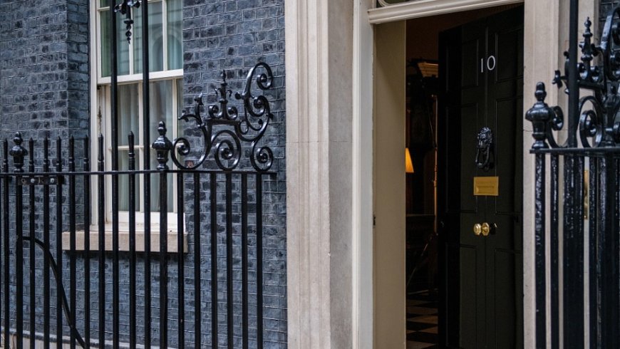 以总统与英国首相举行“激烈”会谈,双方分歧凸显
