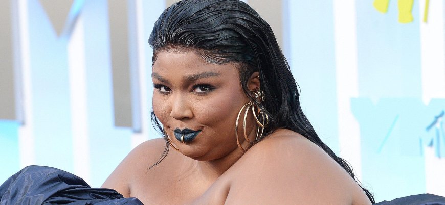 Lizzo Looks Different As She Flaunts Slimmer Figure In Sheer Outfit At Fashion Show