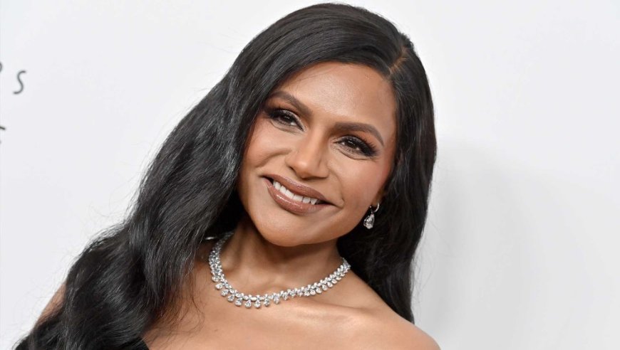 Mindy Kaling Wore This Silky Top Style to NYFW — The Look Is $24