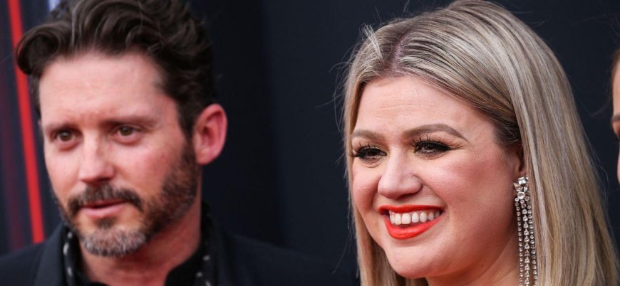 Kelly Clarkson's Kids Are 'Taking It One Day at a Time' One Month After Dad Brandon Blackstock's Death