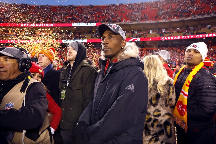 Patrick Mahomes’ Dad Pleads With Court for Permission to Attend NFL Games
