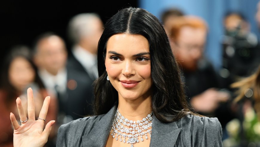 Get Kendall Jenner's Jeans Look With This Comfy Drawstring Version — For $35
