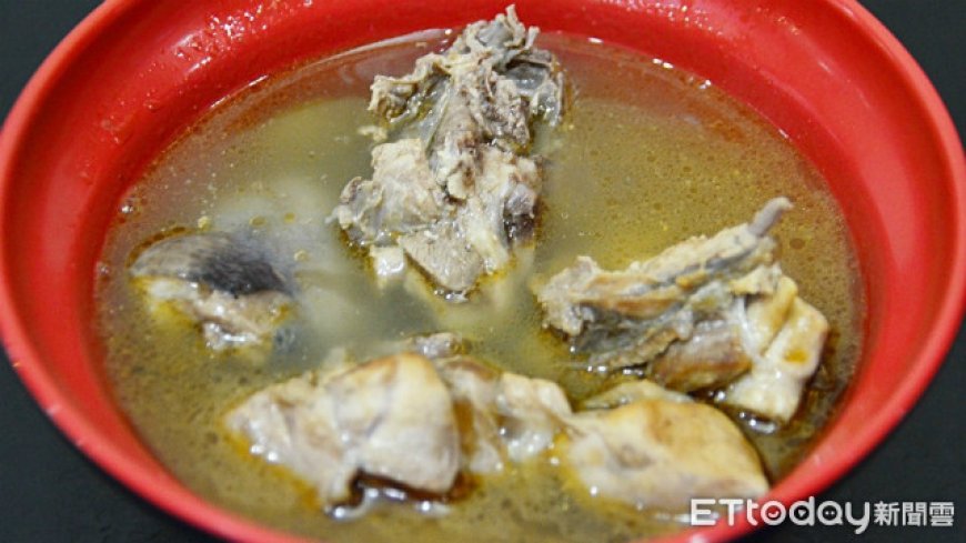 一鍋燒酒雞喚回記憶！86歲失智總鋪師重現神級手藝　逼哭家人