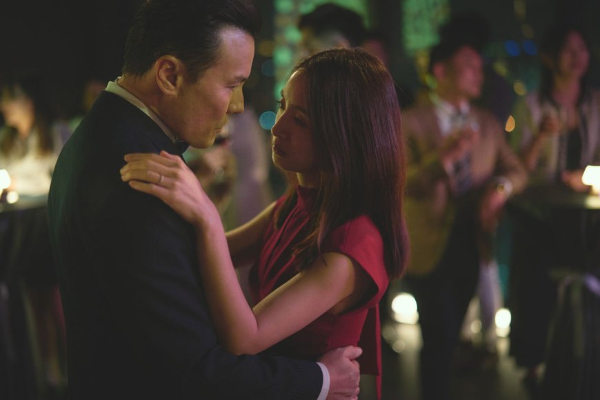 李銘忠怒斥「妳不懂自制」　林依晨《失明》演到不敢靠近：他突然變得好可怕