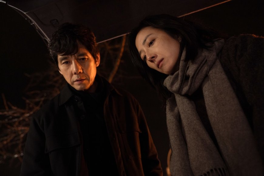 Nishijima Hidetoshi, Gwei Lun-Mei and Mariko Tetsuya on Busan Title ‘Dear Stranger’