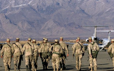 塔利班和巴格拉姆空军基地：主权争议与战略敏感性