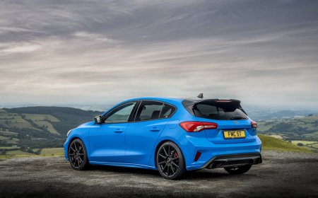 高性能掀背车时代逐渐落幕，福特最后一辆福克斯 ST 下线