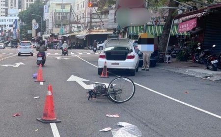 撞擊畫面曝！單車翁「切西瓜左轉」遭轎車擊落　頭部重創亡