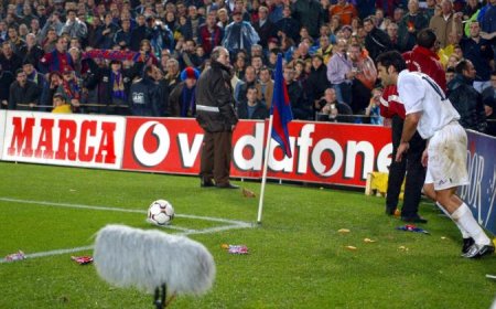 Barcelona president forced to make statement as Real Madrid ‘traitor’ causes outrage with VIP box presence