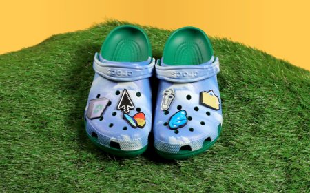 为庆祝公司成立 50 周年，微软推出限量版 Windows XP 主题洞洞鞋