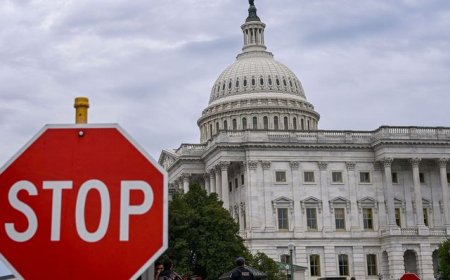 白宫正式宣布政府即将“关门”，每天约75万联邦雇员被迫休假