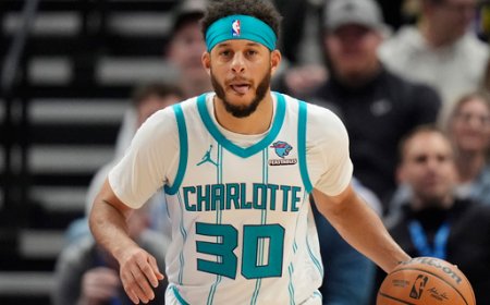 Seth Curry, Warriors Sign One-Year Deal
