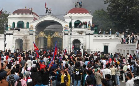 尼泊尔Z世代无领袖革命改变了权力规则