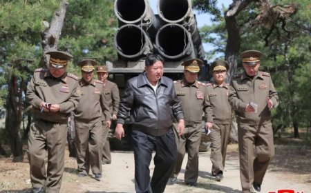 朝鲜金正恩誓言在大型阅兵前采取更多军事措施